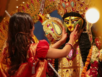 Navratri : Nine Days, Nine Ways